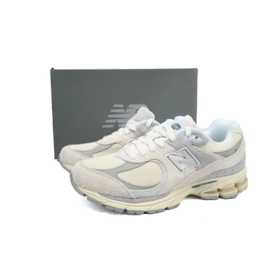 New Balance 2002R 'Linen' 02