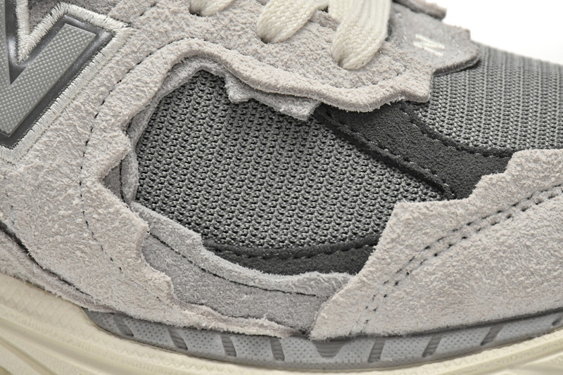 New Balance 2002R Cloud Ash
