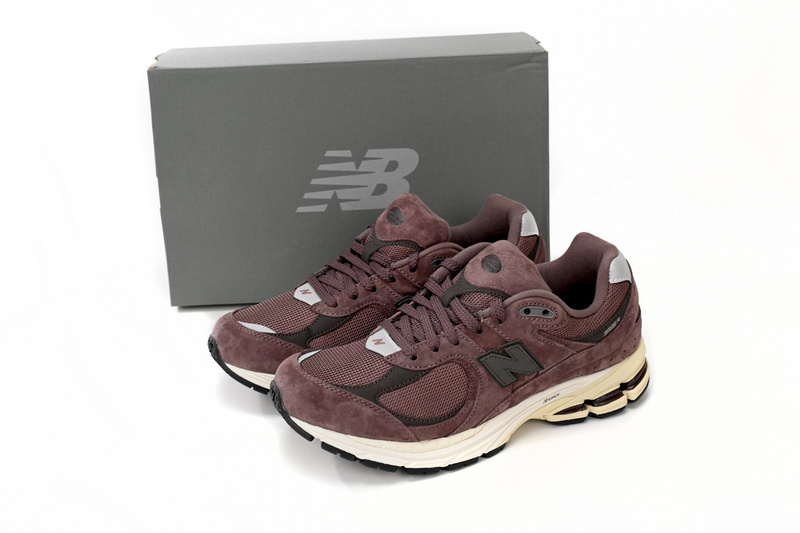 New Balance 2002R Sea Black Brown