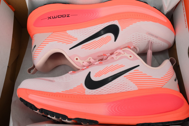NIKE Vomero 18 'Atmosphere Pink'