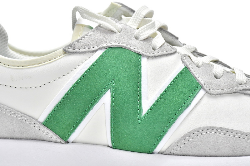 New Balance 327 White Green