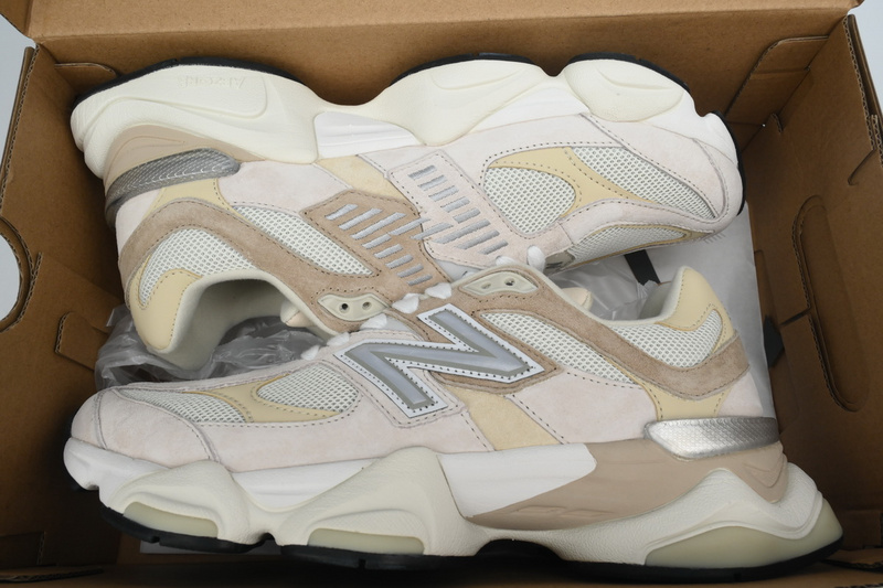 DB New Balance 9060 'Turtledove' 1