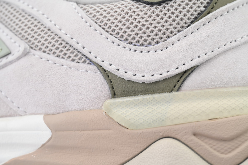 DB New Balance 9060 'Grey Moonbeam'