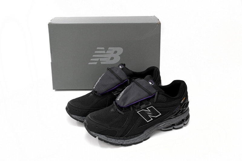 New Balance 1906R 'White Black Ash'