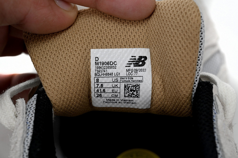 New Balance 1906R 'Light Gray'