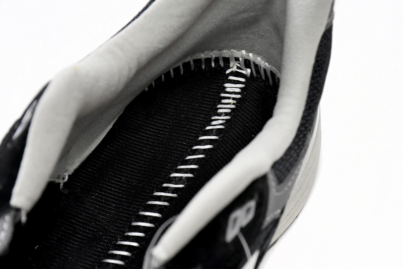 New Balance 992 Black Ash