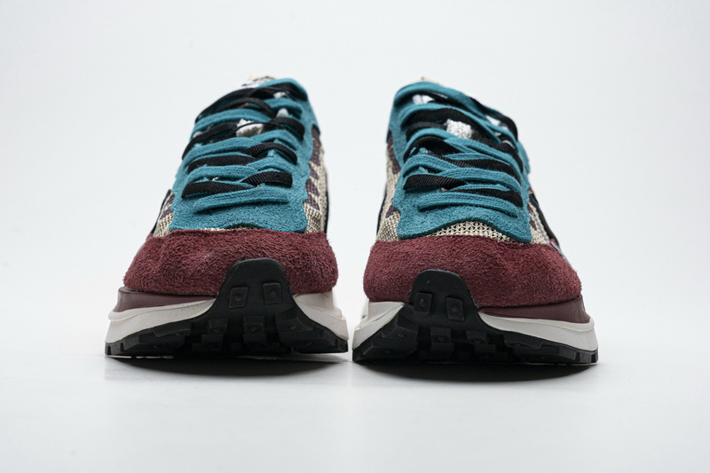 Sacai x Nike Pegasua Vaporfly String Black Villain Red