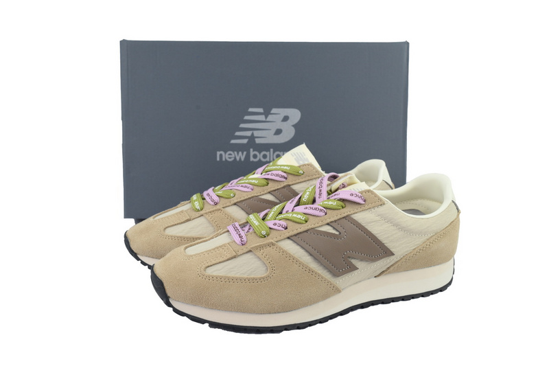 New Balance 471 Brown