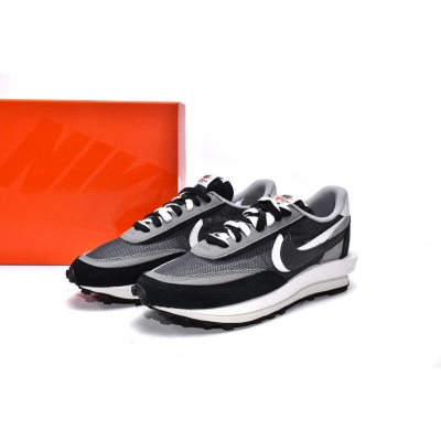 Sacai x Nike LDV Waffle Black 02