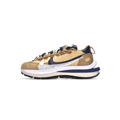 Sacai x Nike VaporWaffle Sesame and Blue Void 01