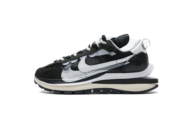Sacai x Nike Pegasua Vaporfly Black White