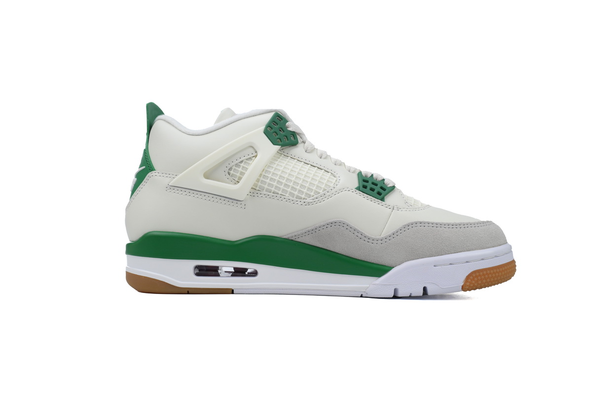 XP Nike SB x Air Jordan 4 “Pine Green”Calaite