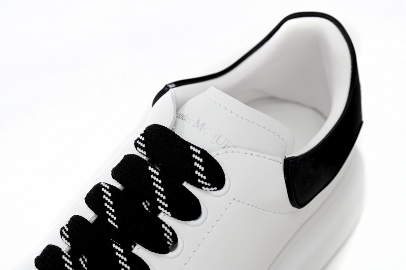 Alexander McQueen Sneaker Vinyl