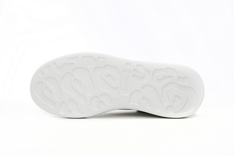 Alexander McQueen Sneaker Vinyl