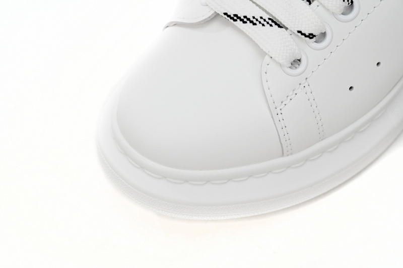 Alexander McQueen Sneaker White Glue