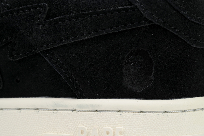 A BATHING APE Bape STA Black Suede