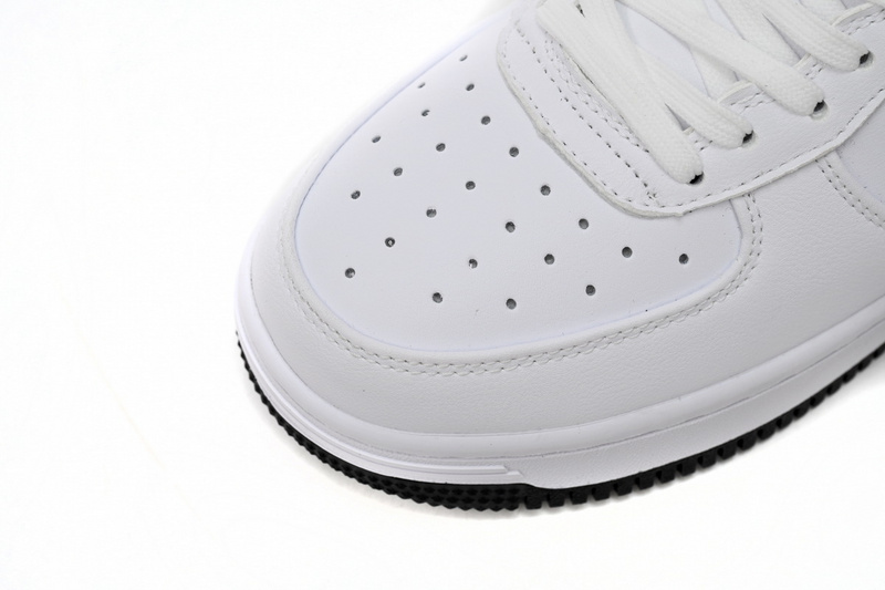 A Bathing Ape Bape Sta Low White And Black Tick