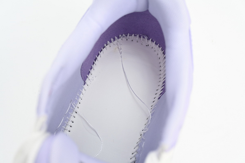 OFF-WHITE Out Of Purple White