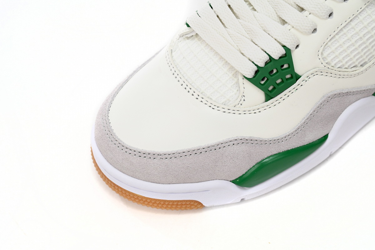A1 Nike SB x Air Jordan 4 “Pine Green”Calaite