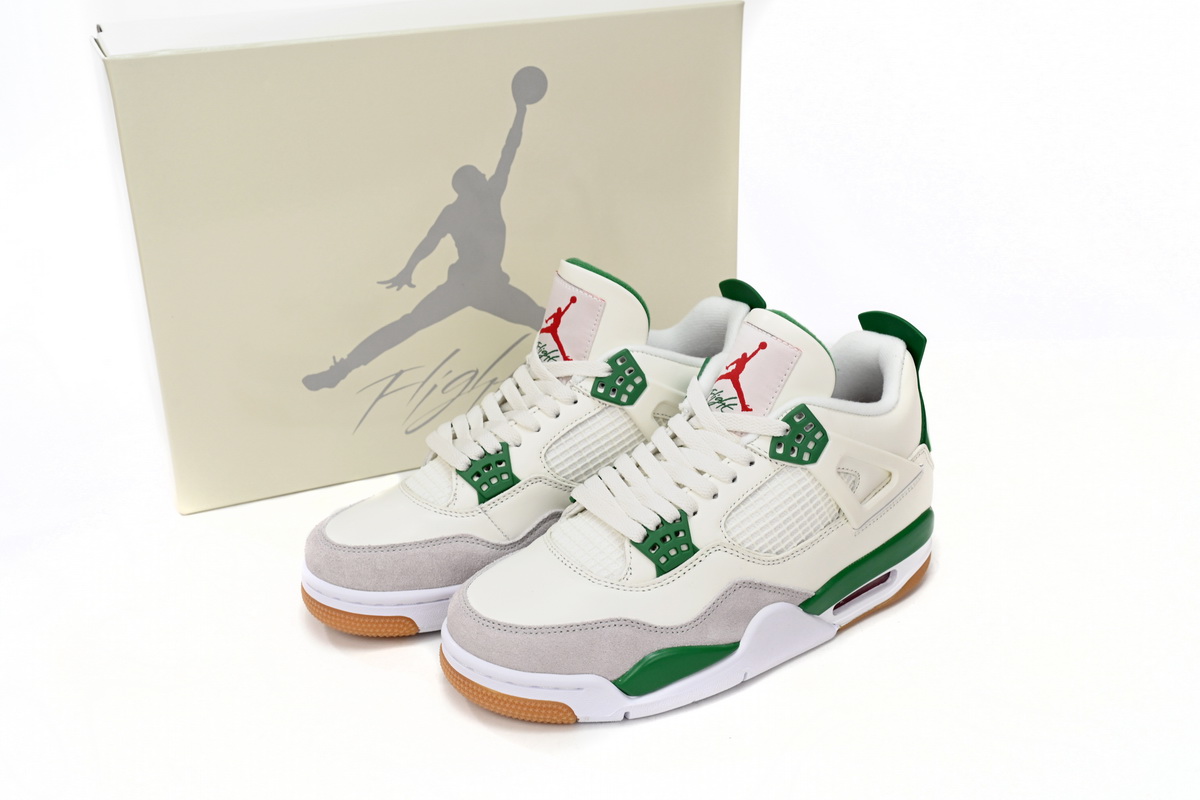 XH Nike SB x Air Jordan 4 “Pine Green”Calaite