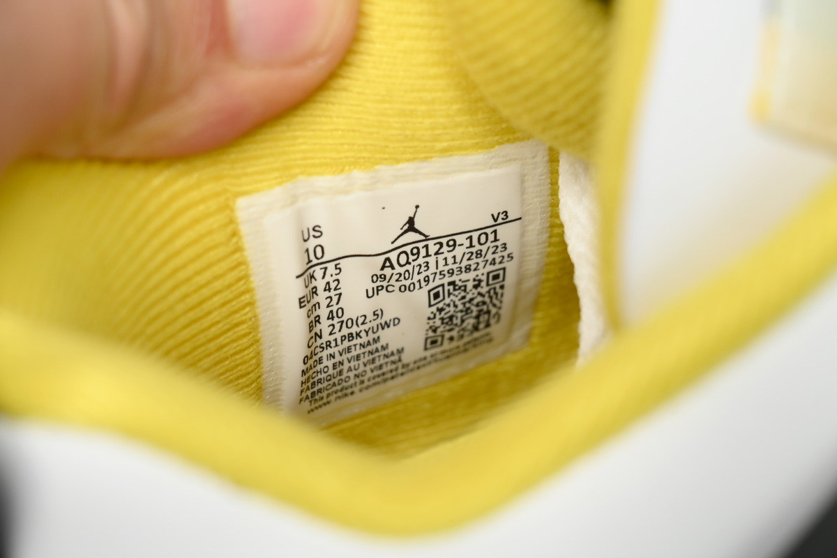 XH AIR JORDAN 4 VIVID SULFUR