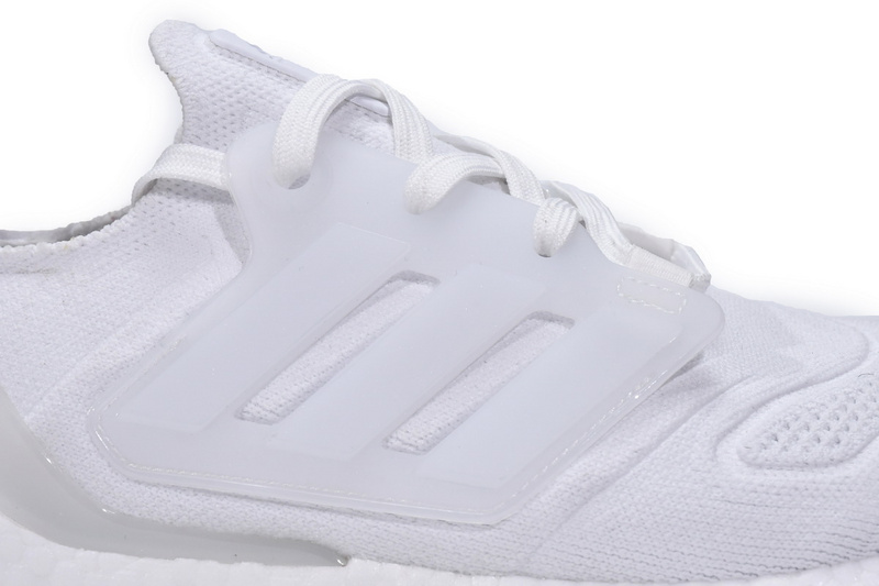 Adidas Ultra Boost 2022 Triple White