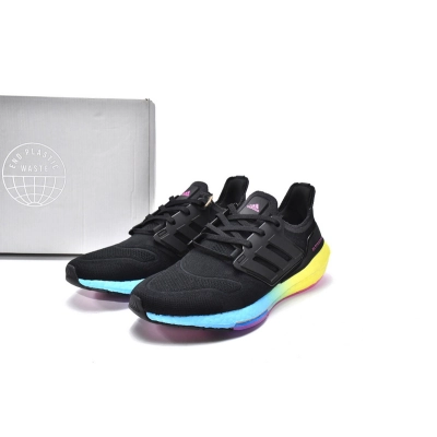 Adidas Ultra Boost 2022 Black Gradient Yellow 02
