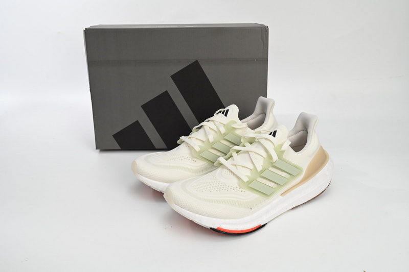 Adidas Ultra Boost 2023 LIGHT Black And Pink