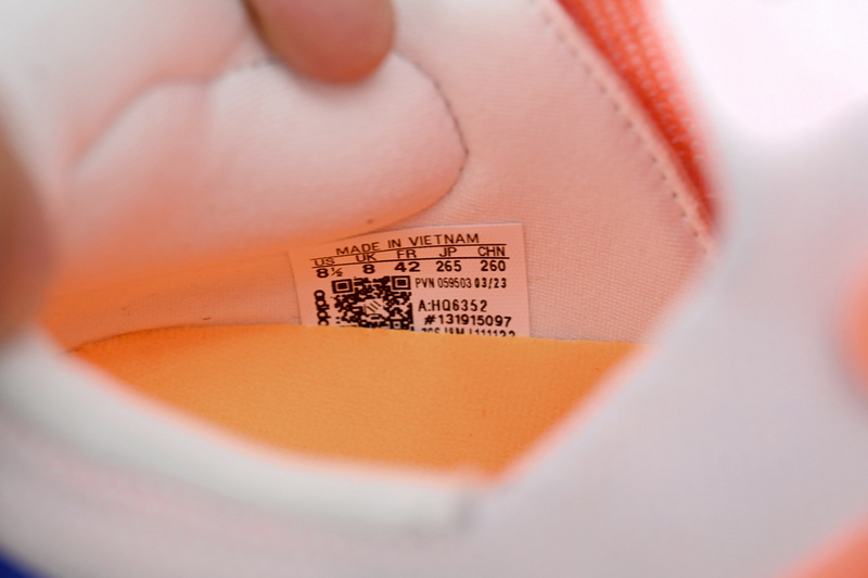 Adidas Ultra Boost 2023 LIGHT White Blue Tail