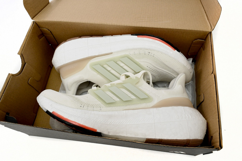 Adidas Ultra Boost 2023 LIGHT White Pink Tail