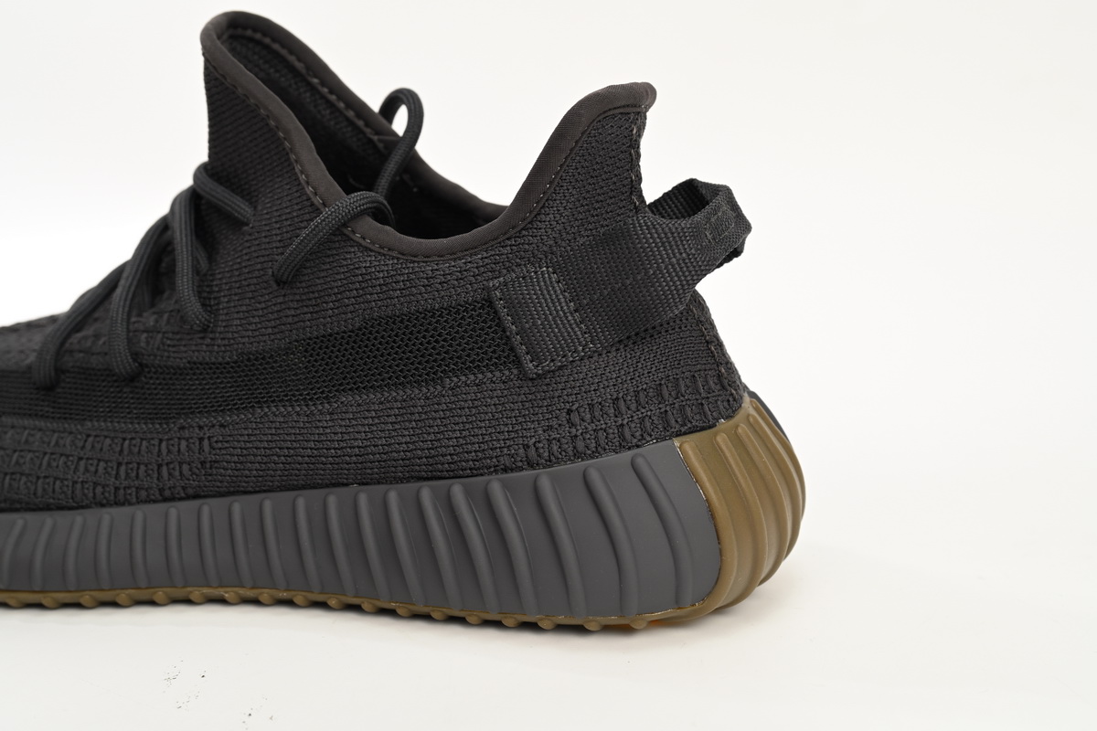HK adidas Yeezy Boost 350 V2 Cinder