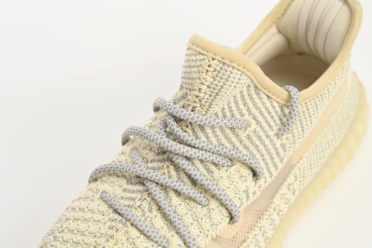 HK adidas Yeezy Boost 350 V2 Lundmark Reflective