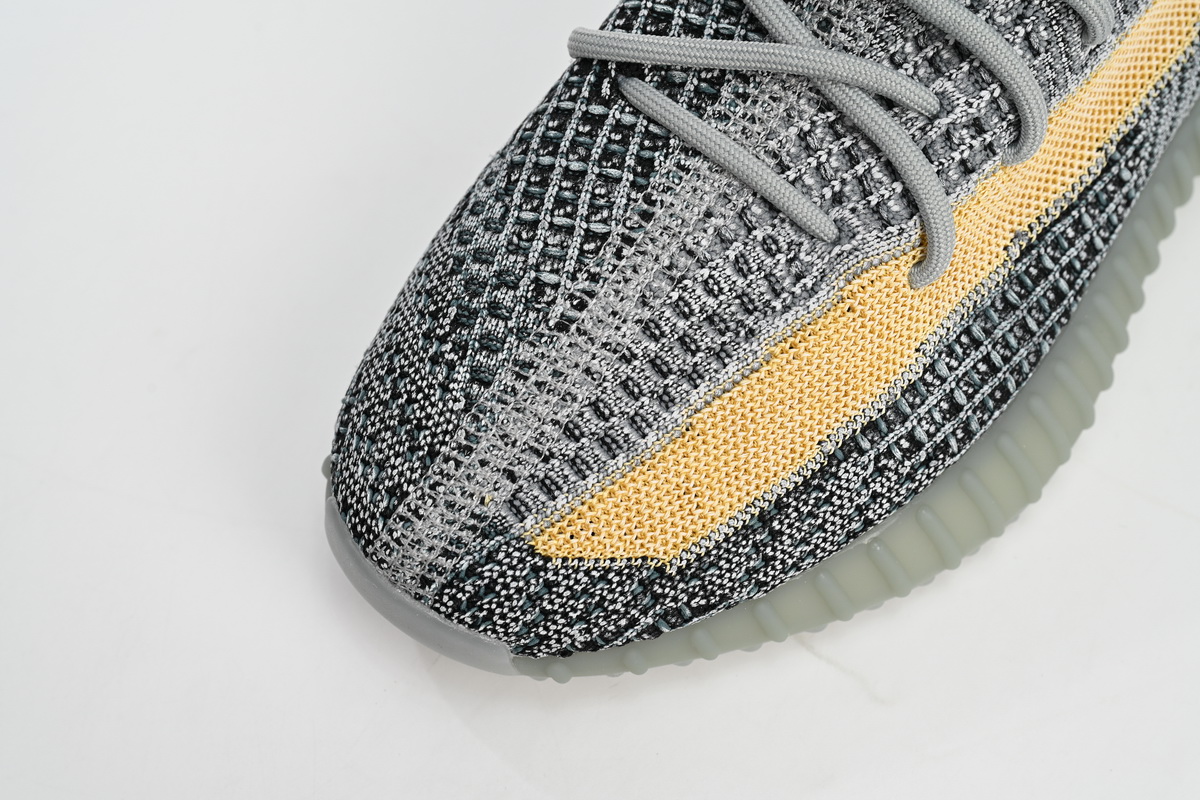 HK adidas Yeezy Boost 350 V2 “Ash Blue”