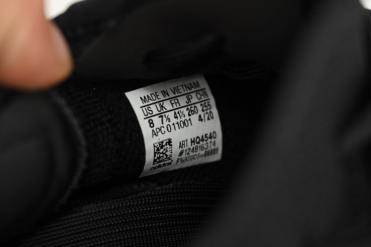 HK adidas Yeezy Boost 350 V2 Onyx