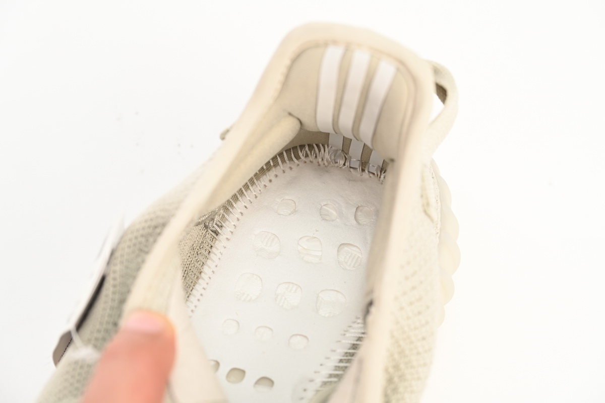 HK Adidas Yeezy Boost 350 V2 “Sesame”