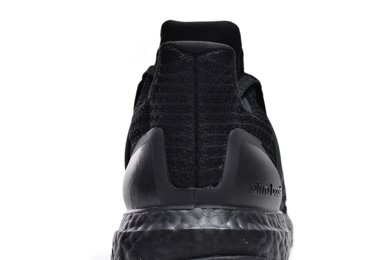 Adidas  Ultra Boost 4.0 Triple Black