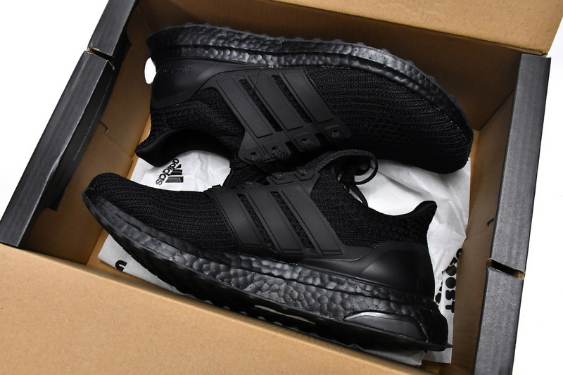 Adidas  Ultra Boost 4.0 Triple Black