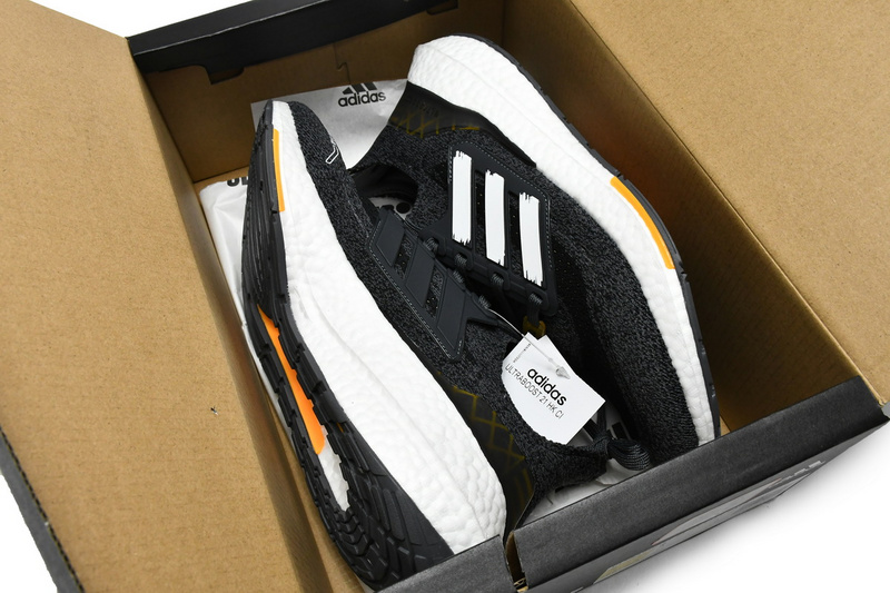 Adidas Ultra Boost 2021 City Pack