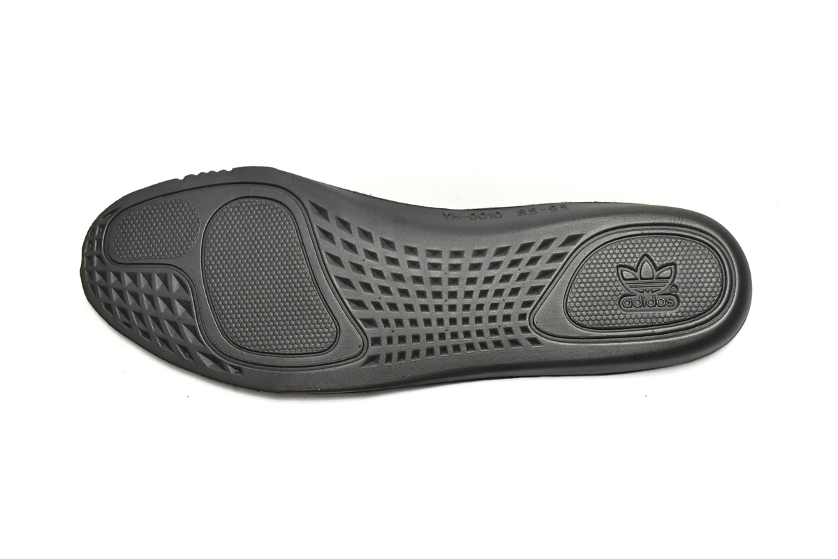 AH adidas Yeezy Boost 350 V2 'Onyx'