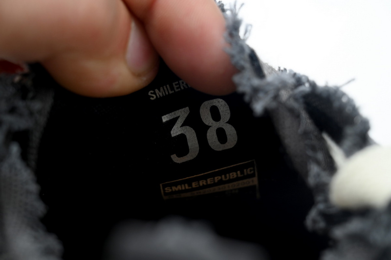 Smilerepublic Gray Distressed
