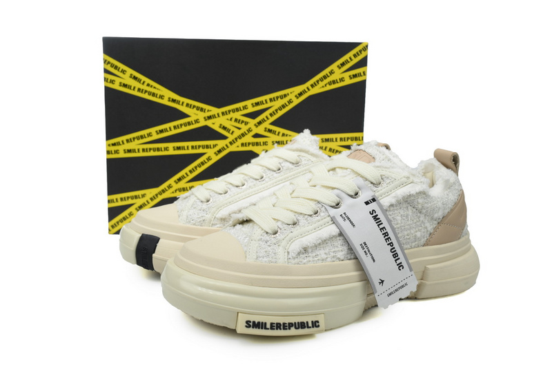 Smilerepublic White
