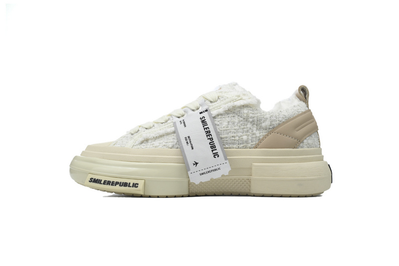 Smilerepublic White