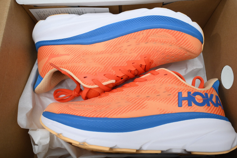 HOKA Clifton 9 2E Wide 'Vibrant Orange Impala'