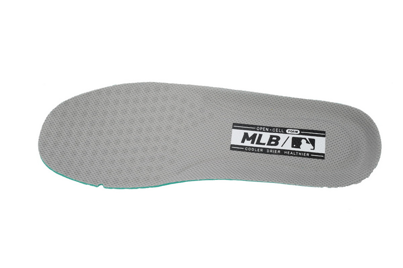 MLB Fast Ball Classic Monogram New York Yankees Sneakers Silver