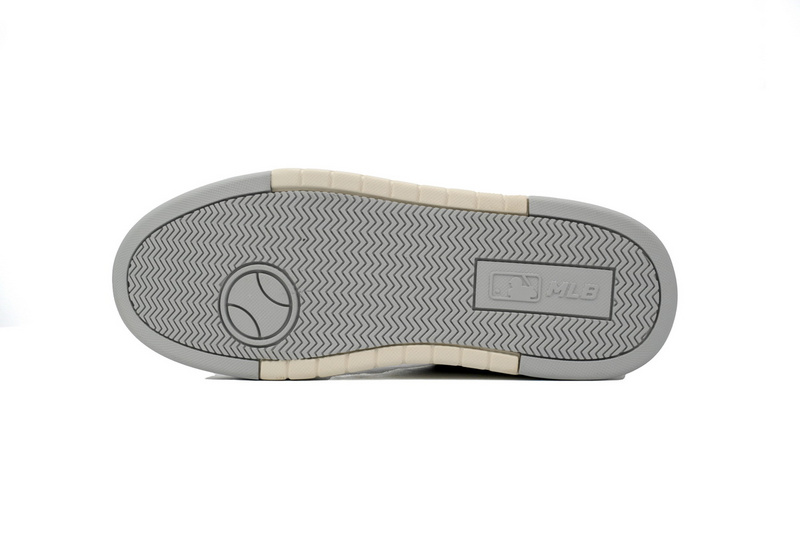 Giày MLB Chunky Liner Basic New York Yankees White Gray