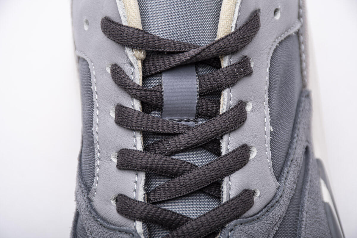 AH adidas Yeezy Boost 700 Magnet Real Boost
