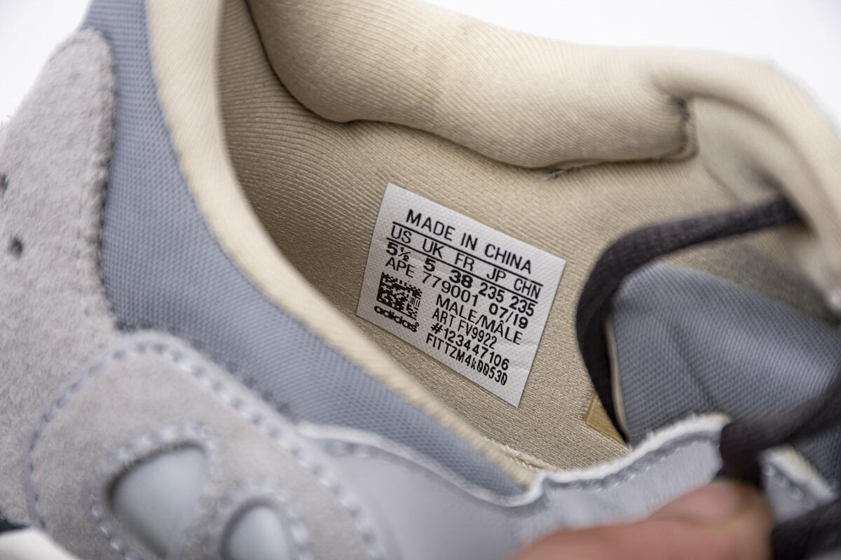 AH adidas Yeezy Boost 700 Magnet Real Boost