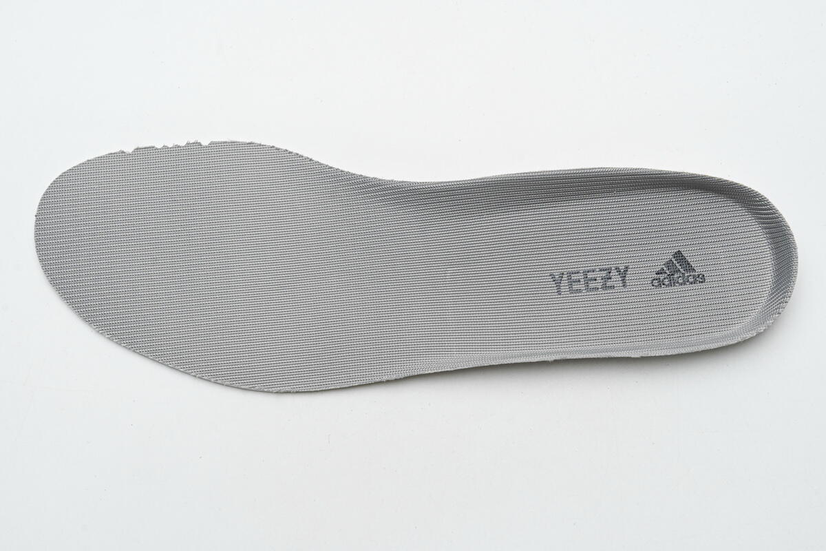 AH adidas Yeezy Boost 700 V2 “Cream”