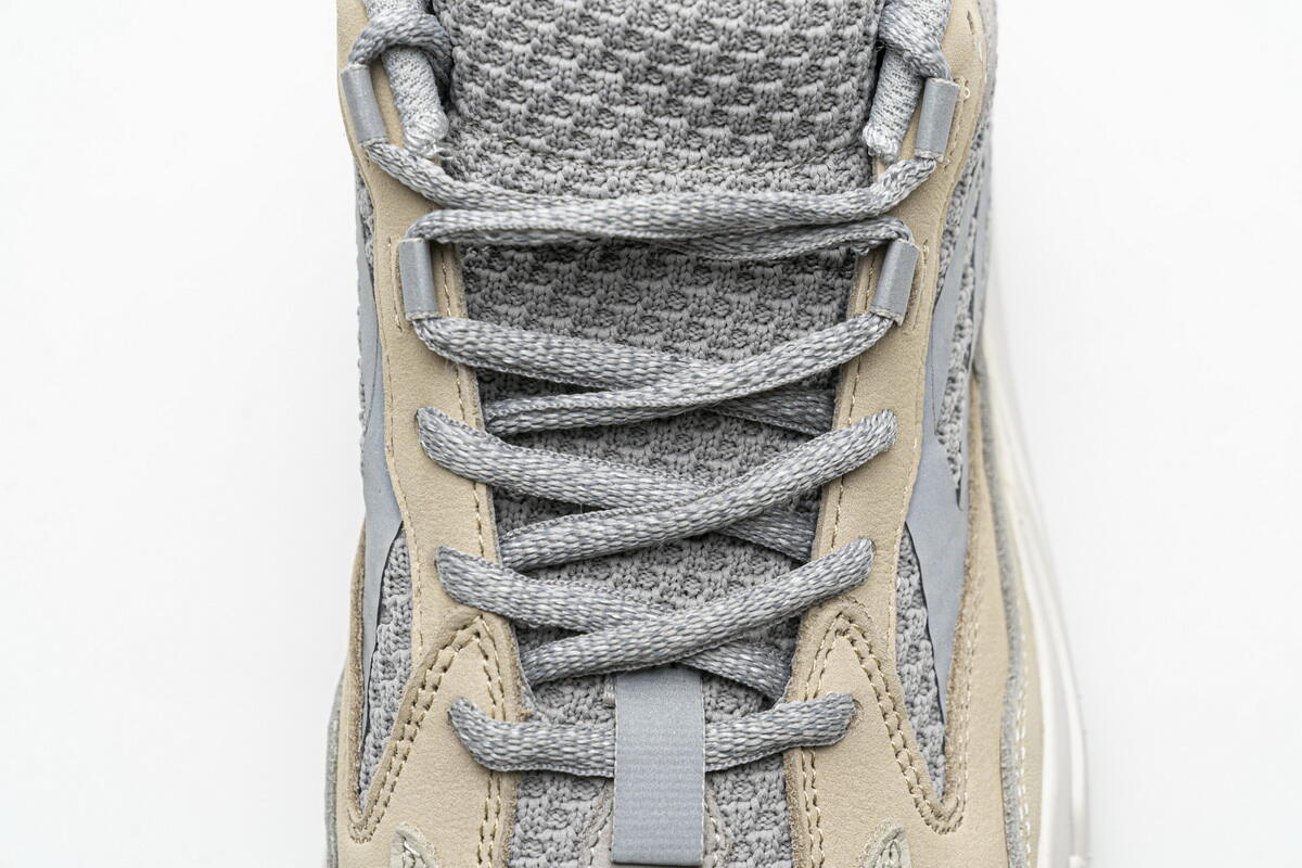 AH adidas Yeezy Boost 700 V2 “Cream”