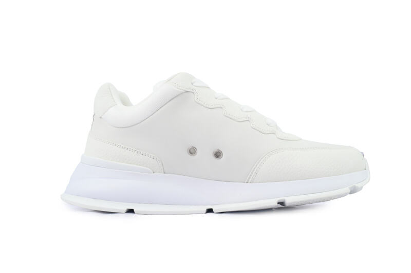  Louis Vuitton White